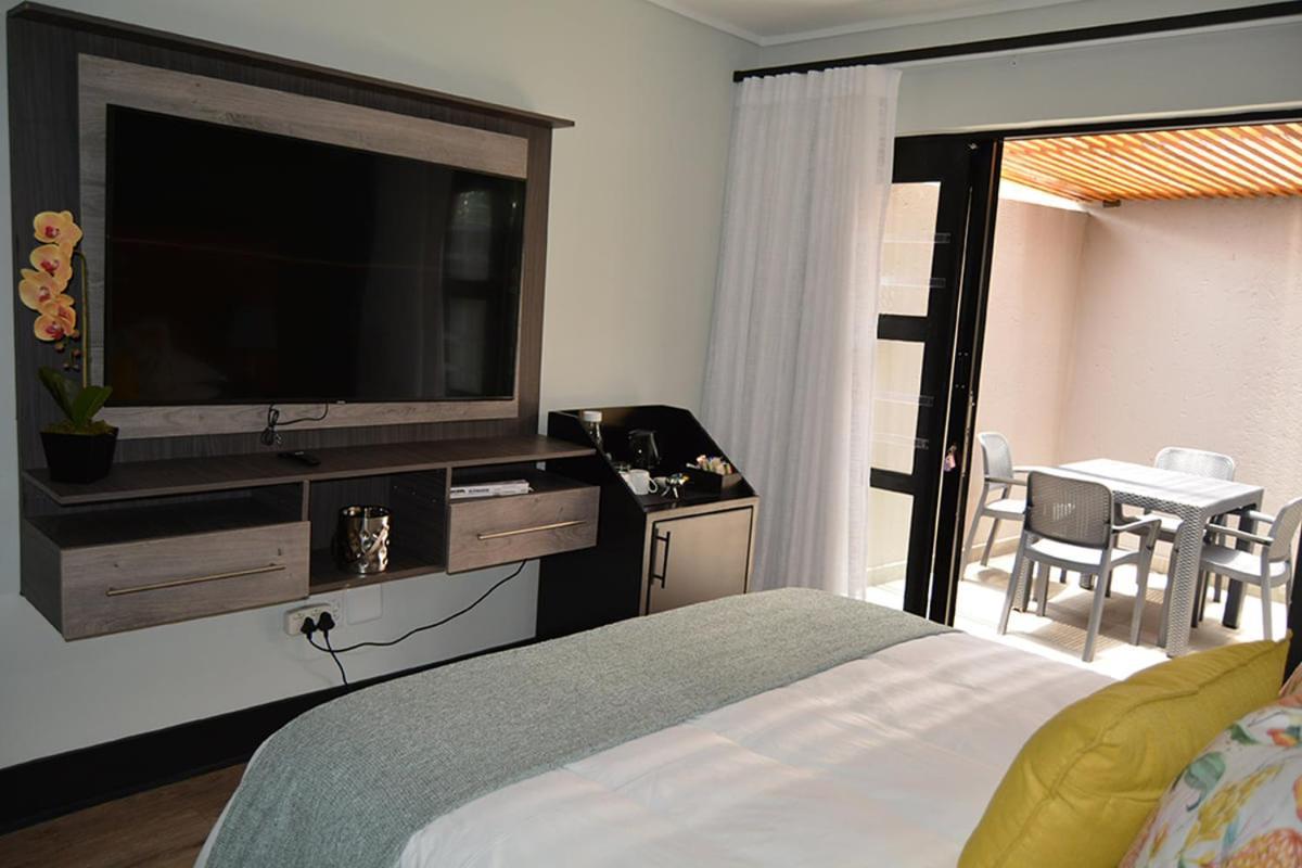 The Guesthouse 6 On Vrede Γιοχάνεσμπουργκ Εξωτερικό φωτογραφία