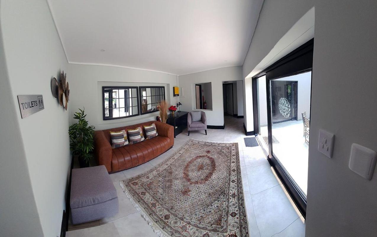 The Guesthouse 6 On Vrede Γιοχάνεσμπουργκ Εξωτερικό φωτογραφία
